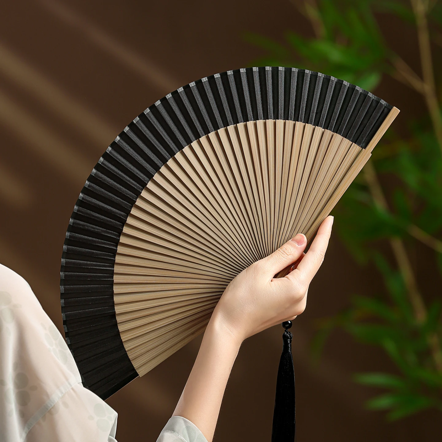 Folding fan compact and portable for summer  black solid color, Chinese style dance fan - Image 5