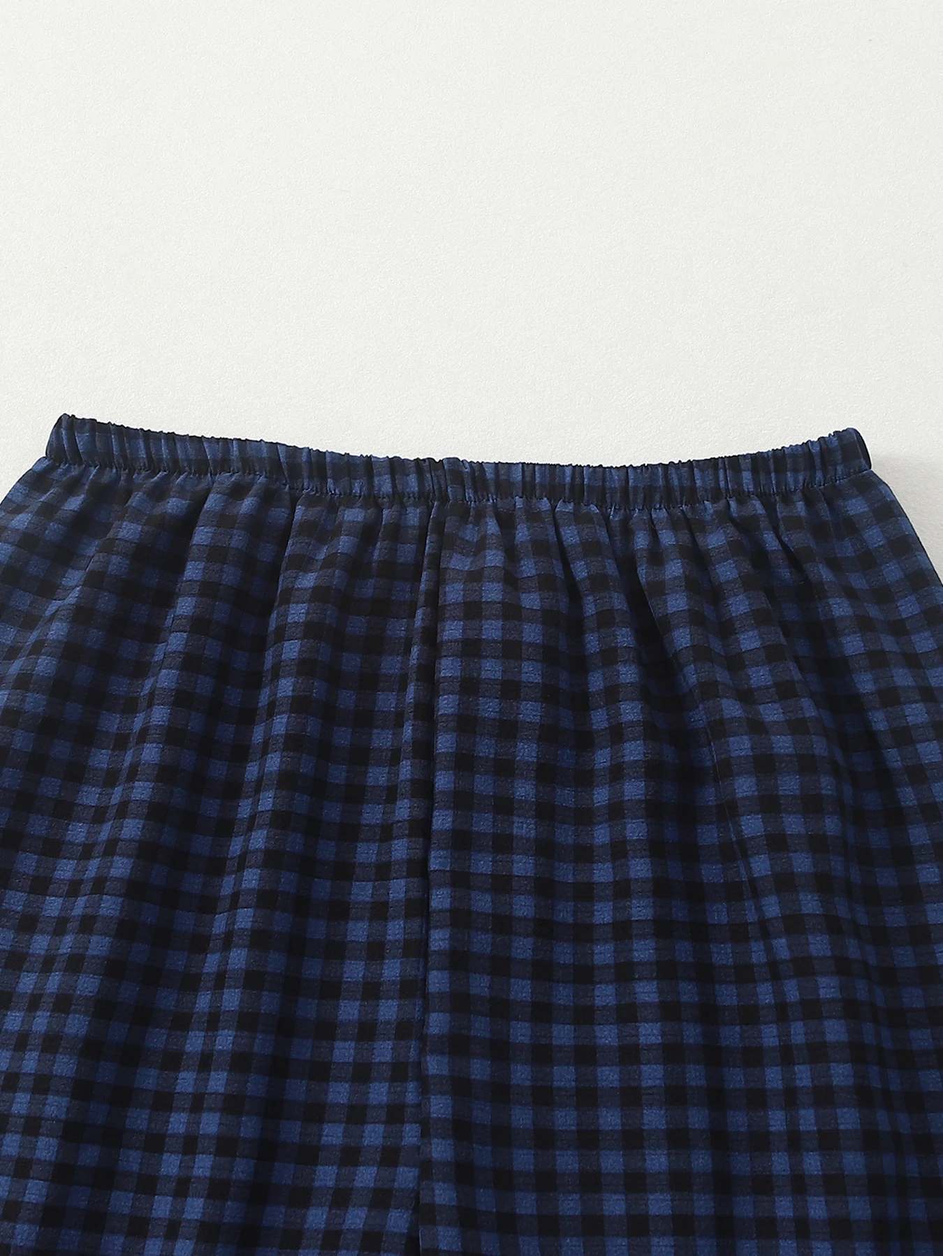 Damen Pyjama Set mit Reverskragen, Kurzarm-Oberteil, Shorts und Hose, 3-teilig, Frühling Sommer Herbst, Minimalistischer Gingham-Druck, Homewear – Detail 5