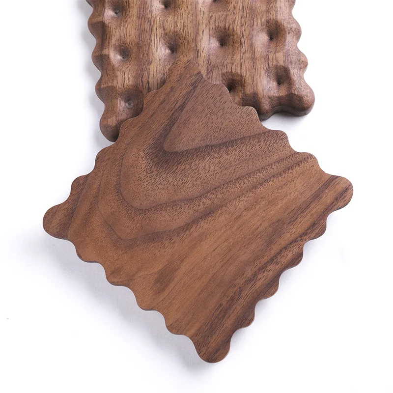 Black walnut biscuit coaster beech coaster creative solid wood insulation pad coffee coaster household anti-scalding placemat