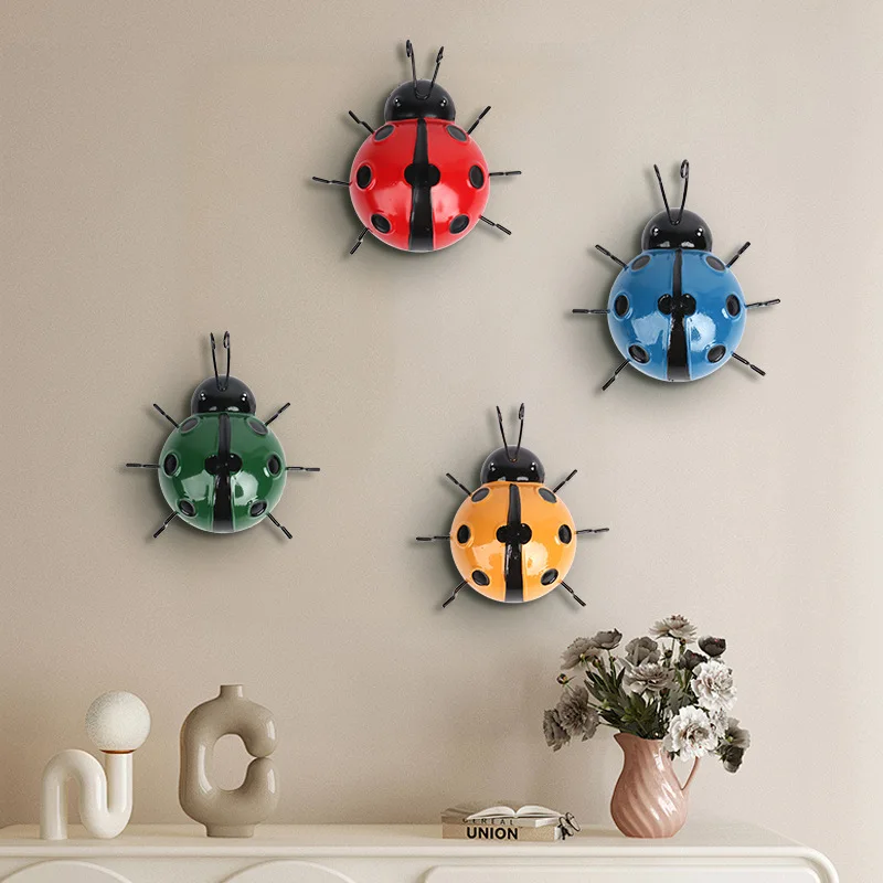 4pcs/set Iron Seven Star Ladybug Wall Decoration Garden Decoration Home Wall Hanging Metal Material Simulation Craft Decoration
