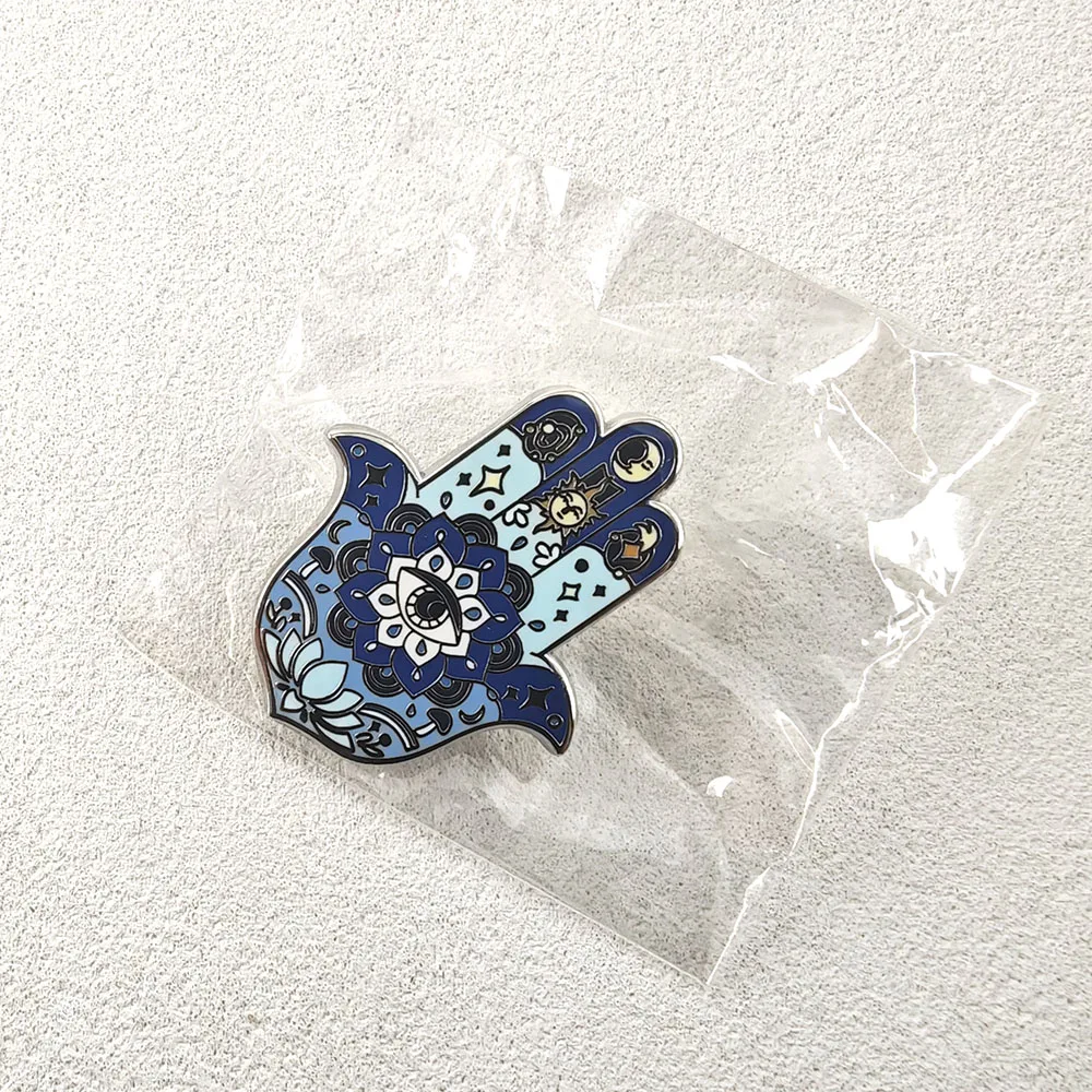 Hamsa Hand von Fatima Emaille-Pins für Frauen, Böses Auge Mandala Broschen, Mystische Mond-Sonne Anstecknadeln, Hexenschmuck Geschenk – Detail 3