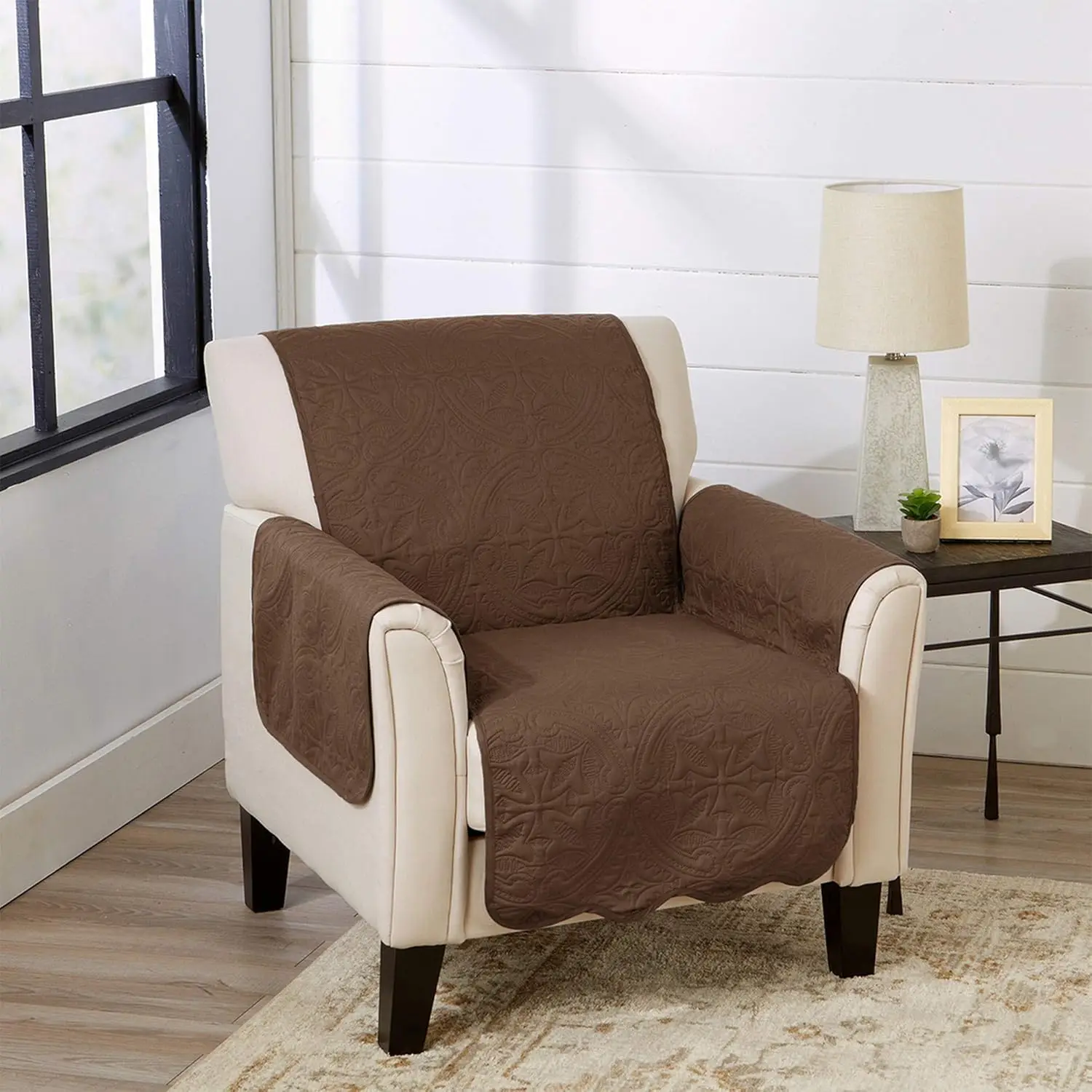 

Medallion Stitched Solid Furniture Protector Stain Resistant Durable Furniture Protector Elenor Collection (Chair,