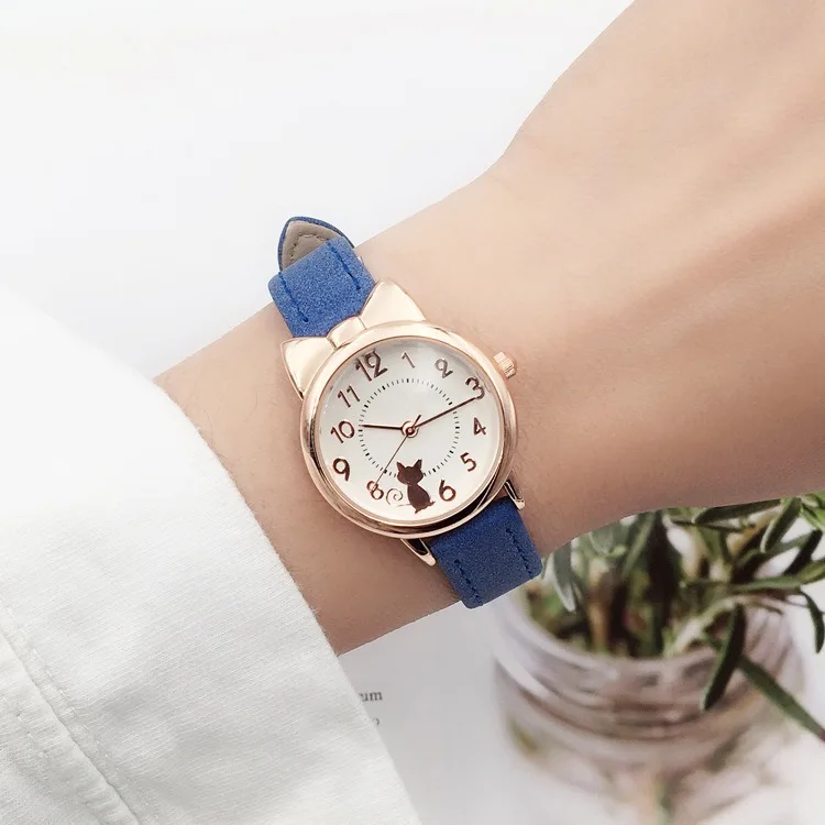 2025 Nuovo orologio da donna alla moda semplice orologio al quarzo elettronico con gatto carino può essere personalizzato