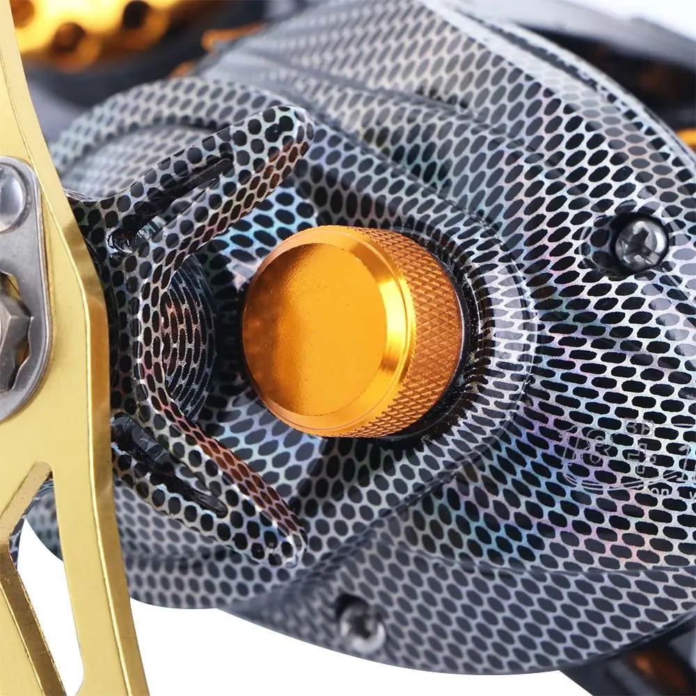 Carp Fishing Accessories Right Hand 7.2:1 Carbon Fiber Baitcasting Reel 10KG Max Drag Spinning Reel Fishing Wheel