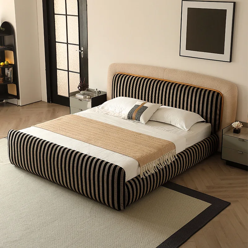 

Double bed designer medieval fabric bed master bedroom 1.8m high-end