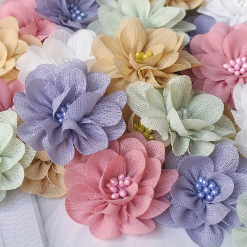 Comment choisir et utiliser une fleur à accrocher sur une robe
