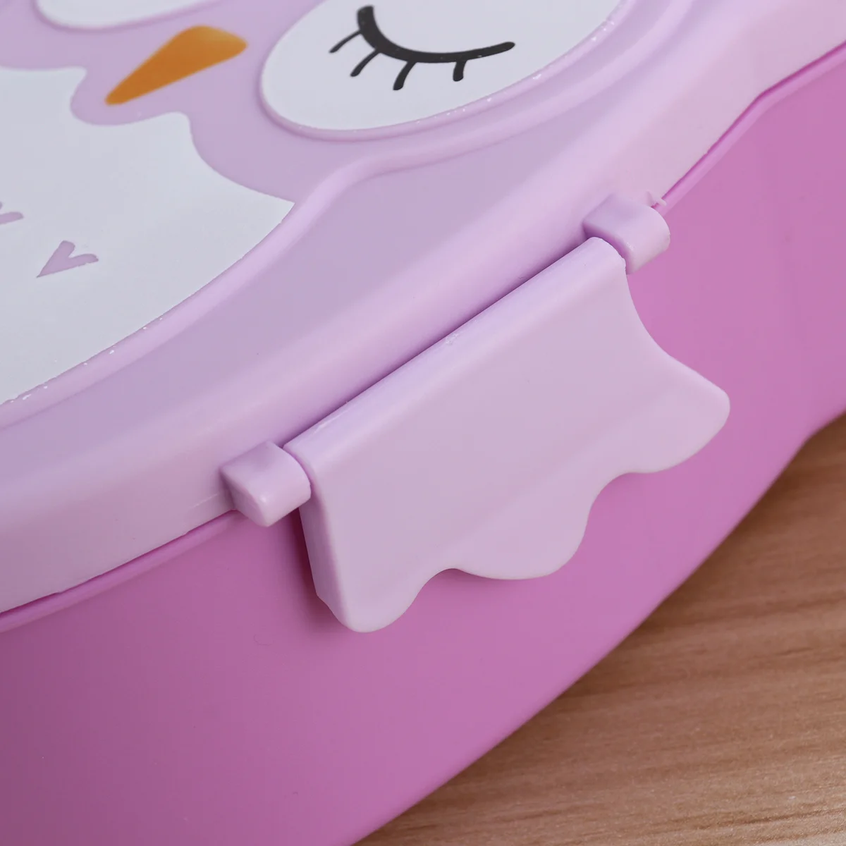 

Portable Cartoon Owl Lunch Box Purple Attractive Easy to Clean Food Grade PP Material Heatproof Wear Resistant Two
