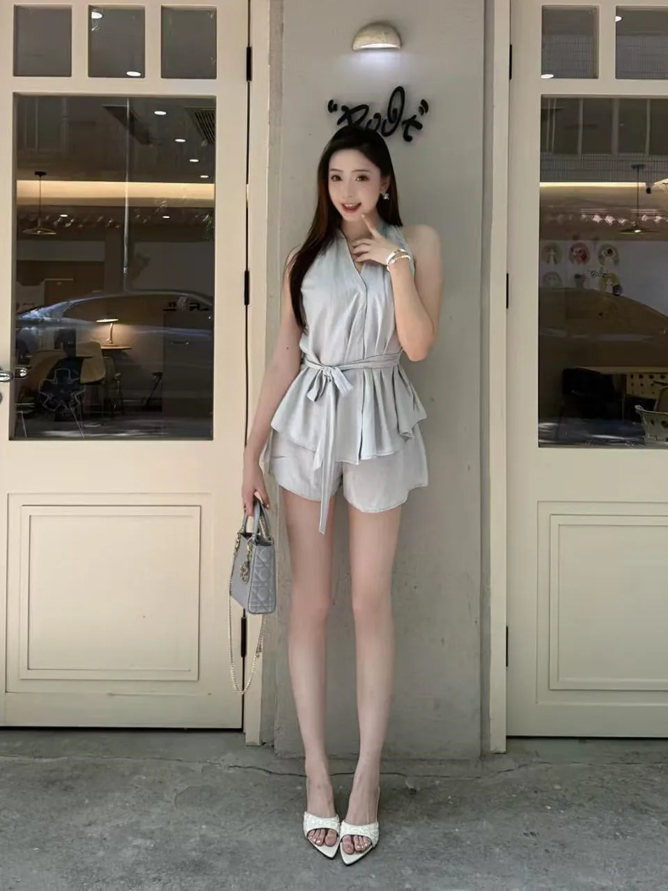 

Korean Style Slimming Two-Piece Set Women's Summer Ice Sensation Blue Sleeveless Waist-Cinching Top Shorts Commute Ensemble