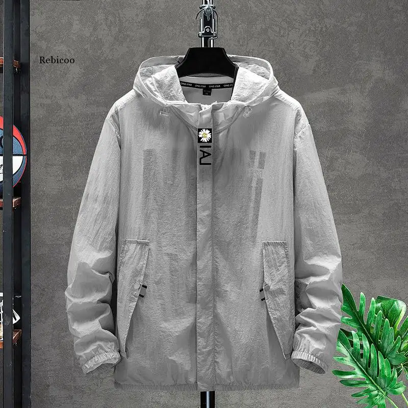 

Men Sun protection Jacket Summer Breathable Ultra-Thin Hooded Skin Coats Male Solid color Quick dry Anti-UV Outerwear