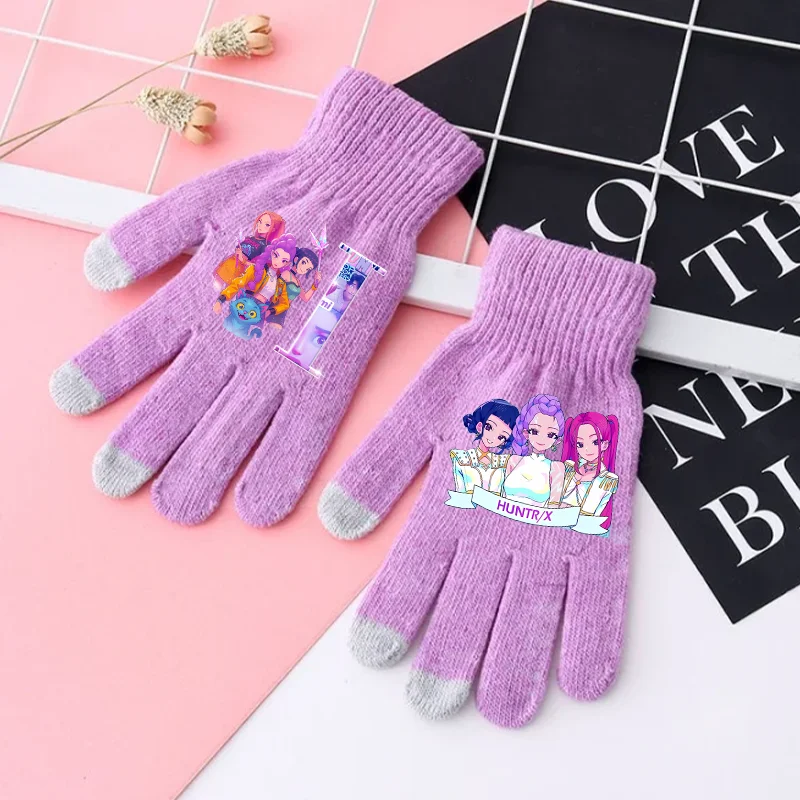 KPop Demon Hunters gants fille dessin animé écran tricoté gants enfants hiver chaud Anime accessoires de mode enfants cadeau d'anniversaire