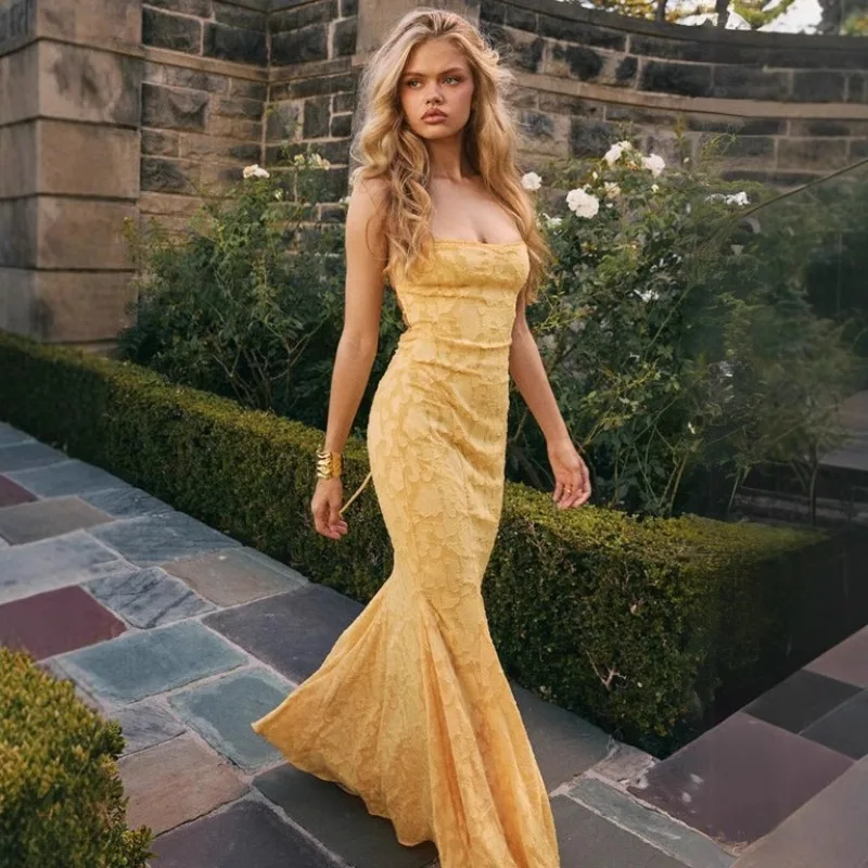 

European and American Spring and Summer New Sexy and Elegant Figure Slimming Strap Lace Relief Jacquard Fish Tail Dress