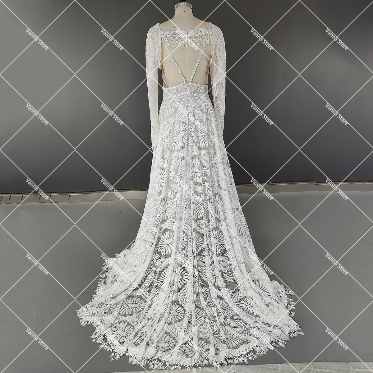 Abito da sposa in pizzo con spalline sottili con manica lunga Bolero Backless su misura scollo A V destinazione una linea abito da sposa romantico