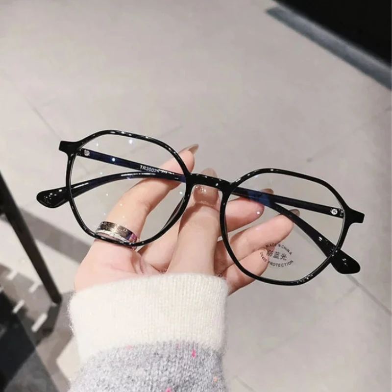 Anti Blue Light Blocking Reading Glasses for Women Fashion HD Presbyopia Eyewear Ultra-light Eyeglasses Degree Range 0 To +4.0