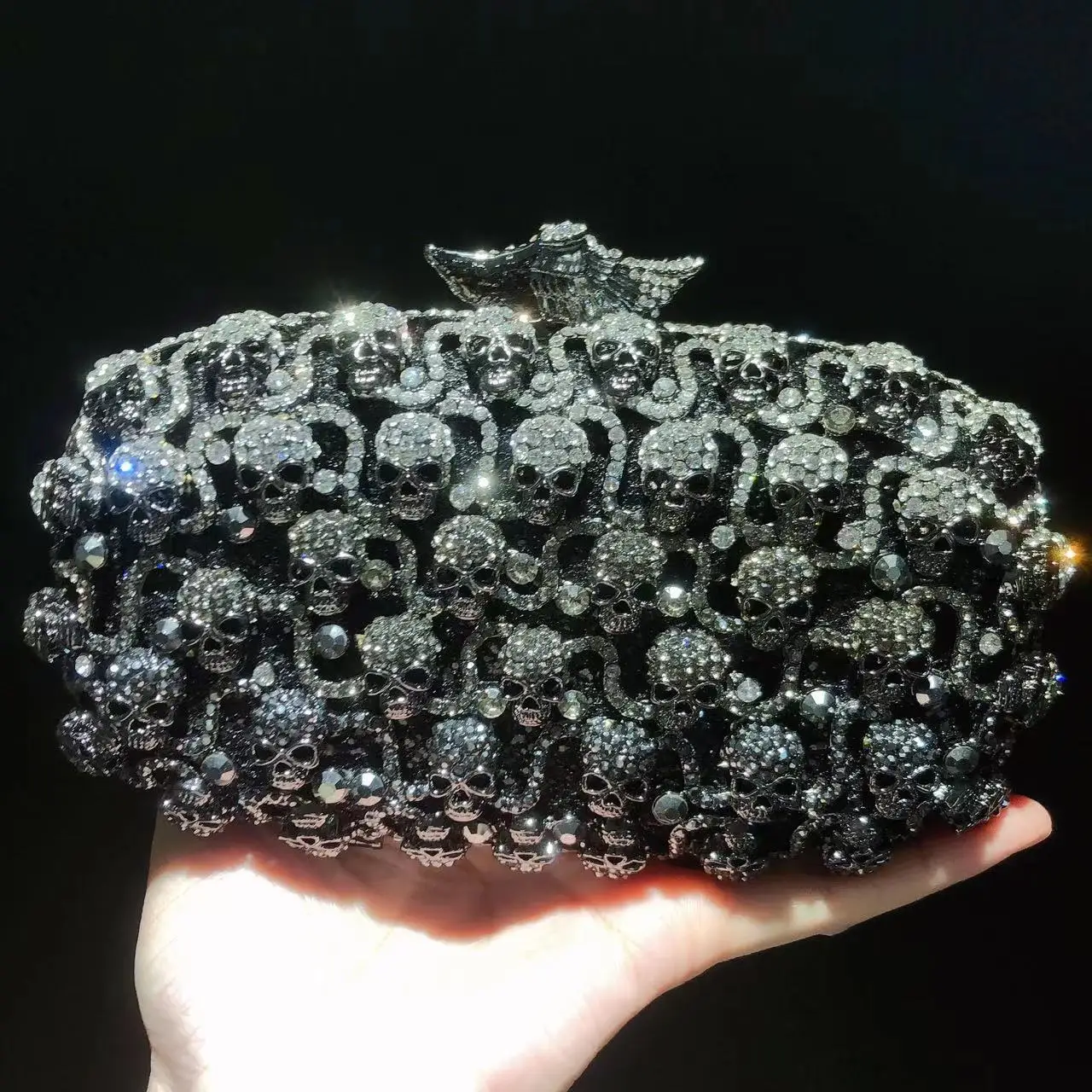Diamond-encrusted Dinner Bag Skull Diamond Clutch Empty Hard Box Evening Bag Banquet Dress Women's Bolsos Lujosos Marcas Famosas