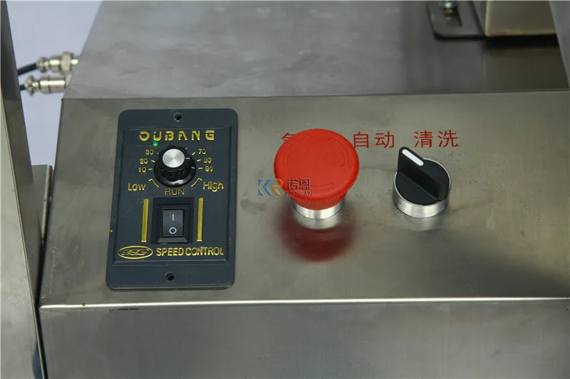 Confezionatrice automatica per pesatura di spezie per cereali Macchina confezionatrice per alimenti croccanti per latte di soia Riempimento di arachidi, pistacchio, anacardi