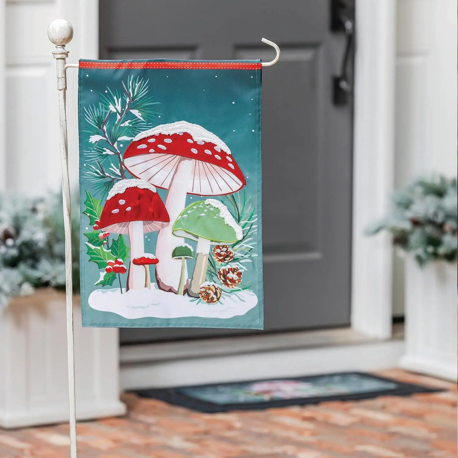 Evergreen Flag Woodland Winter Mushroom Welcome Garden Flags 12x18 Double Sided, Small Garden Flags for Outside, Christmas G zzo