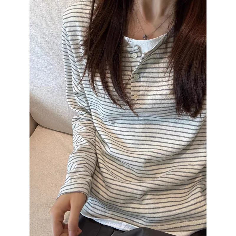 เสื้อไหมพรมแขนยาวลายทางสไตล์วินเทจสำหรับผู้หญิง ยี่ห้อ YIBASHU รุ่น Autumn คอทรงโอ ทรงเข้ารูป ยืดหยุ่น นุ่มสบาย สไตล์เกาหลี