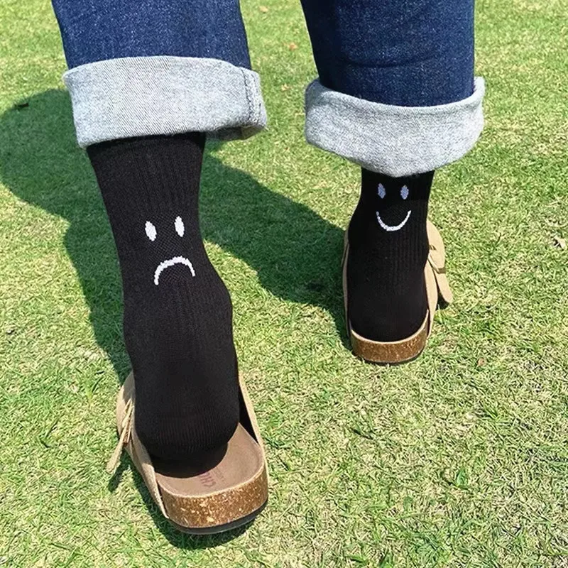 Calcetines con cara lloradora, divertidos detrás de deportes creativos, calcetines Harajuku de Color sólido para parejas, calcetines de algodón INS Tide para hombres y mujeres