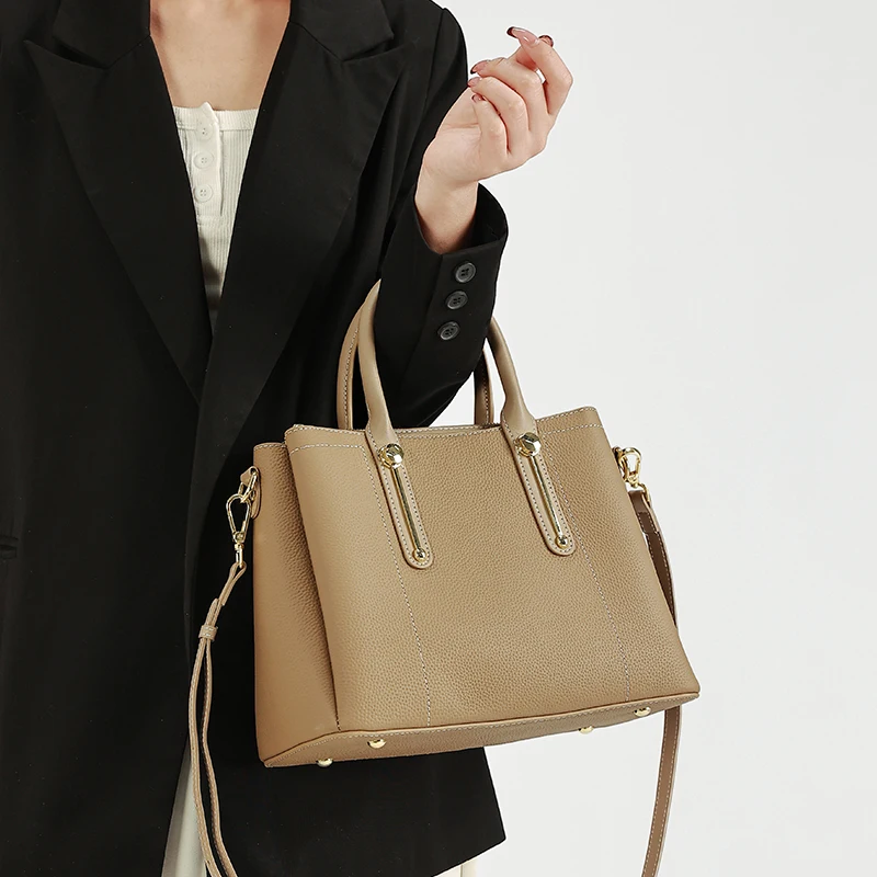 

Women's Natural Cow Leather Shoulder Bag Female Fashion Luxury Designer Handbags Ladies Retro Cowhide Tote Crossbody Bags Girls