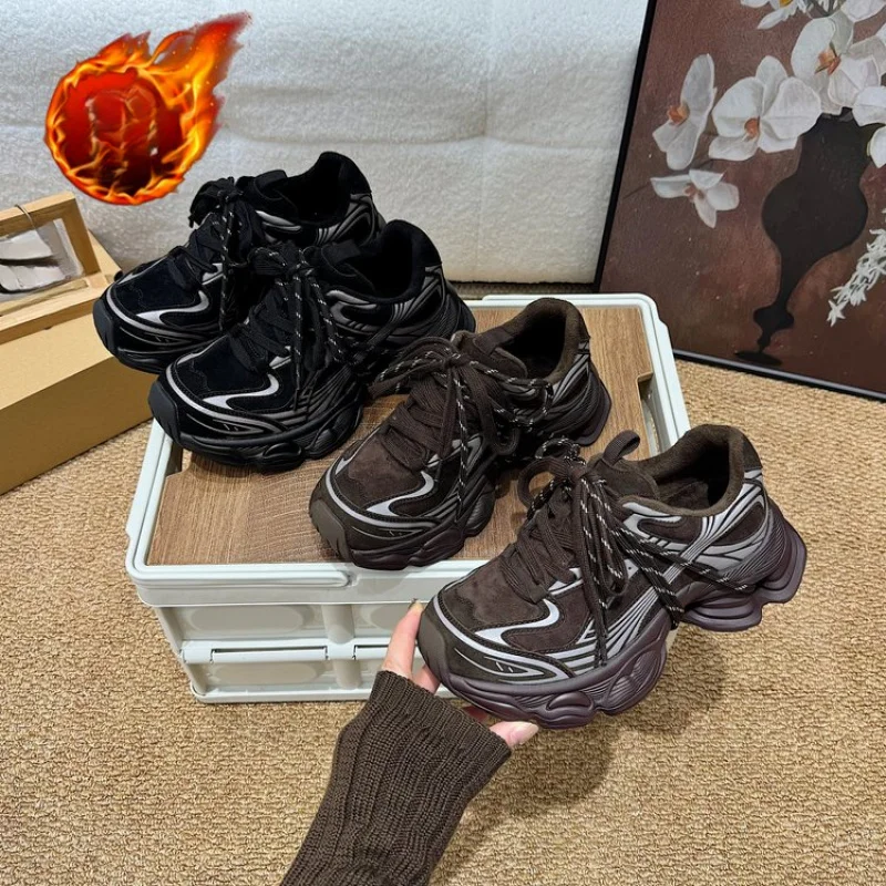 European station women's shoes autumn and winter velvet casual sneakers versatile platform heightened daddy shoes
