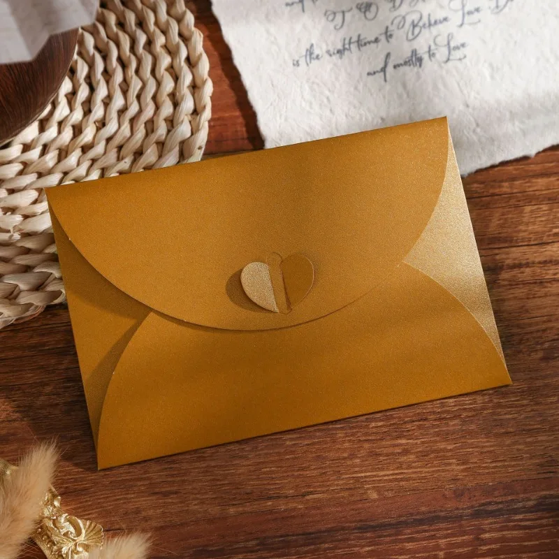 Luxury Pearlescent Paper Envelopes With Heart Shape Buckle Creative Foldable Business Wedding Invitation Packaging Envelopes - view 6