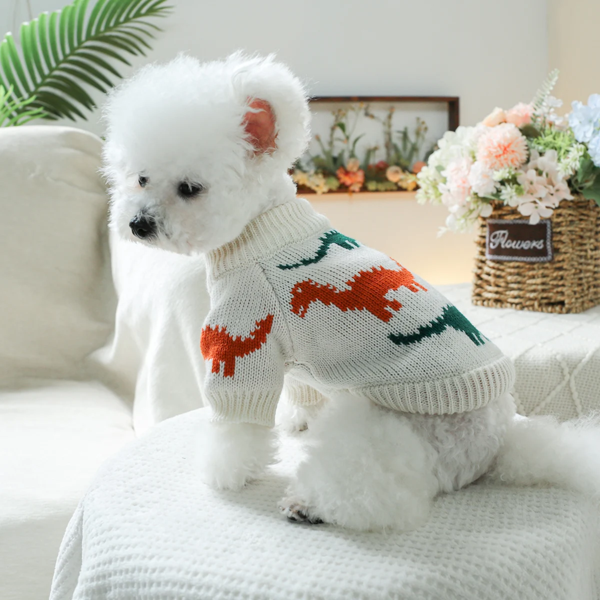 1PC pet clothing colorful dinosaur sweater spring and autumn pullover knitted sweater suitable for small and medium-sized dogs