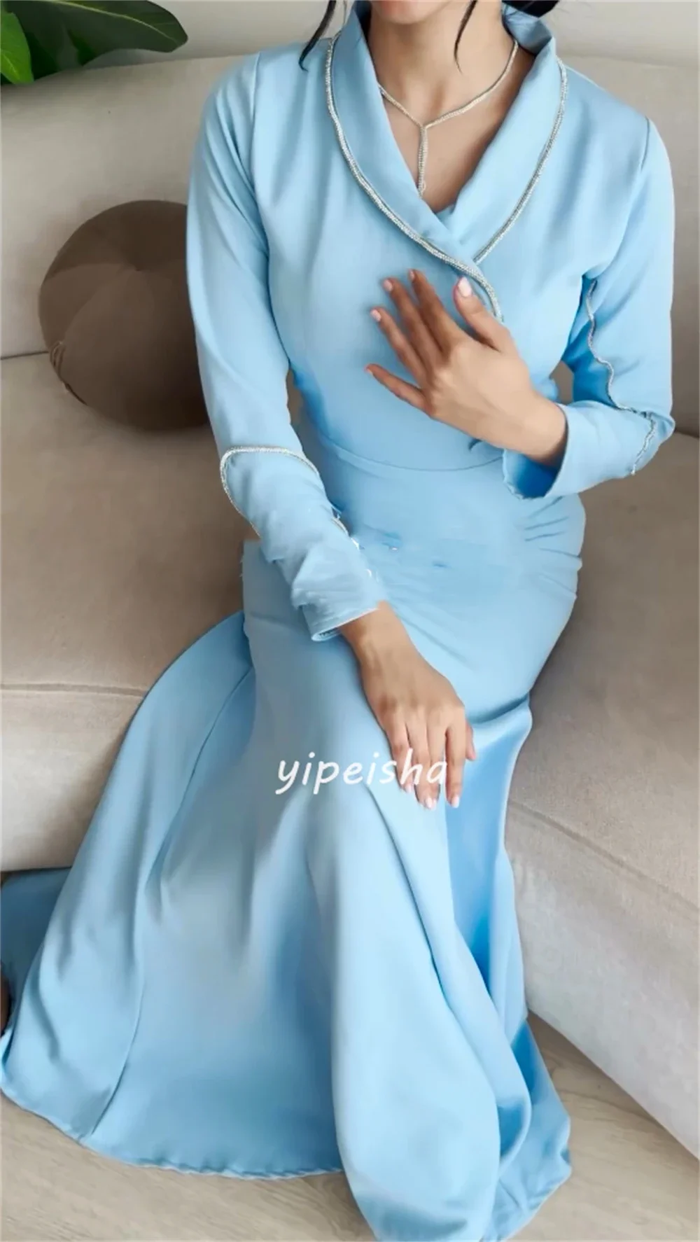 Индивидуальное джерси с блестками и рюшами Quinceanera, трапециевидное платье с v-образным вырезом, длинные платья на заказ