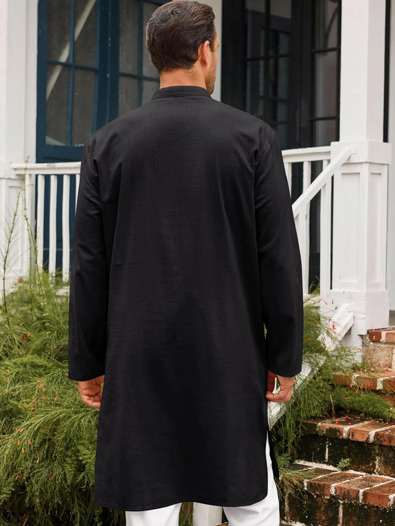 Men's Islamic Clothing Long Sleeve Embroidery Loose Muslim Kaftan Thobe Men Saudi Arabia Middle Eastern National Muslim Costumes