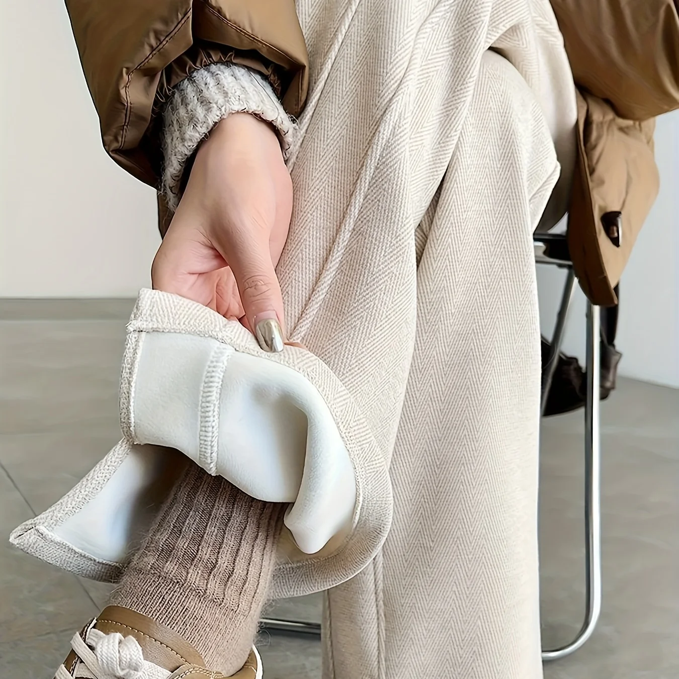 กางเกงขากว้างผู้หญิงแบบหนา กางเกงขายาวเอวสูงบุขน กางเกงขาตรงสำหรับฤดูใบไม้ร่วงและฤดูหนาว แฟชั่นลำลอง