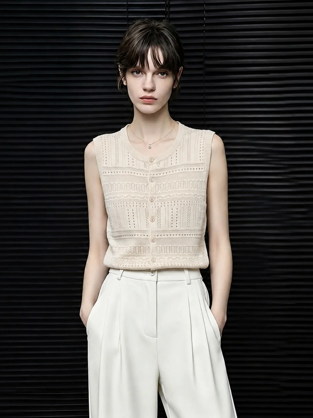 Korean Style Knitted Vest Sleeveless Single Button Design Summer Commute Fashionable Versatile Top Pure Color Straight Cut