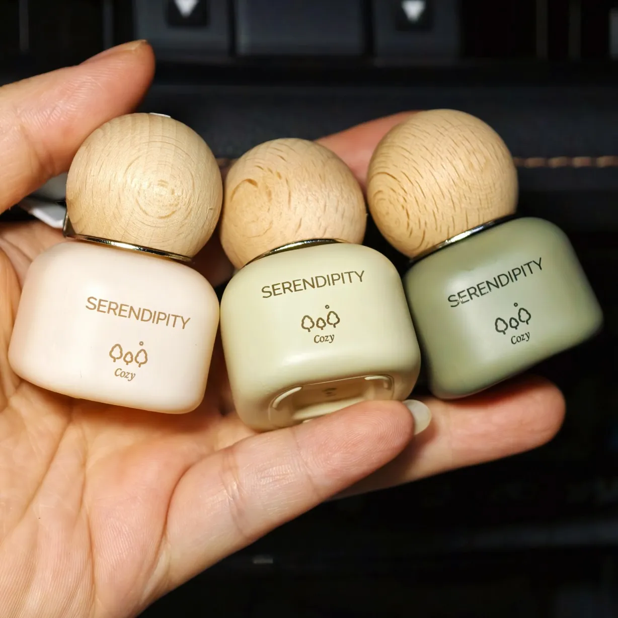 10ml Mini Square Car Air Freshener Bottle Wooden Ball Cap Empty Essential Oil Diffuser Bottle Auto Hanging Fragrance Container
