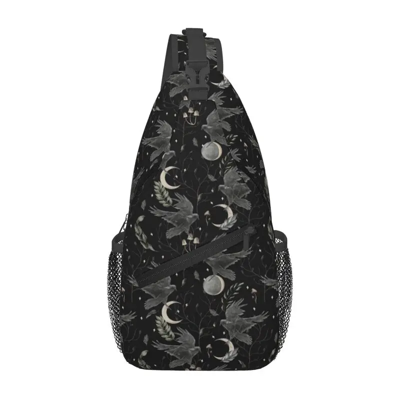 Mochila Crossbody Sling para homens, bolsa de ombro personalizada, bruxa do Dia das Bruxas, crow moon, ciclismo, mochila de acampamento