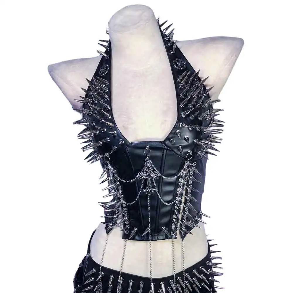 Goth Tops Festival Bra Emo Clothing with Spikes Spiked Boho Punk Rock Clothes Grunge Women's Gothic Tank Y2K T-shirt Scene
