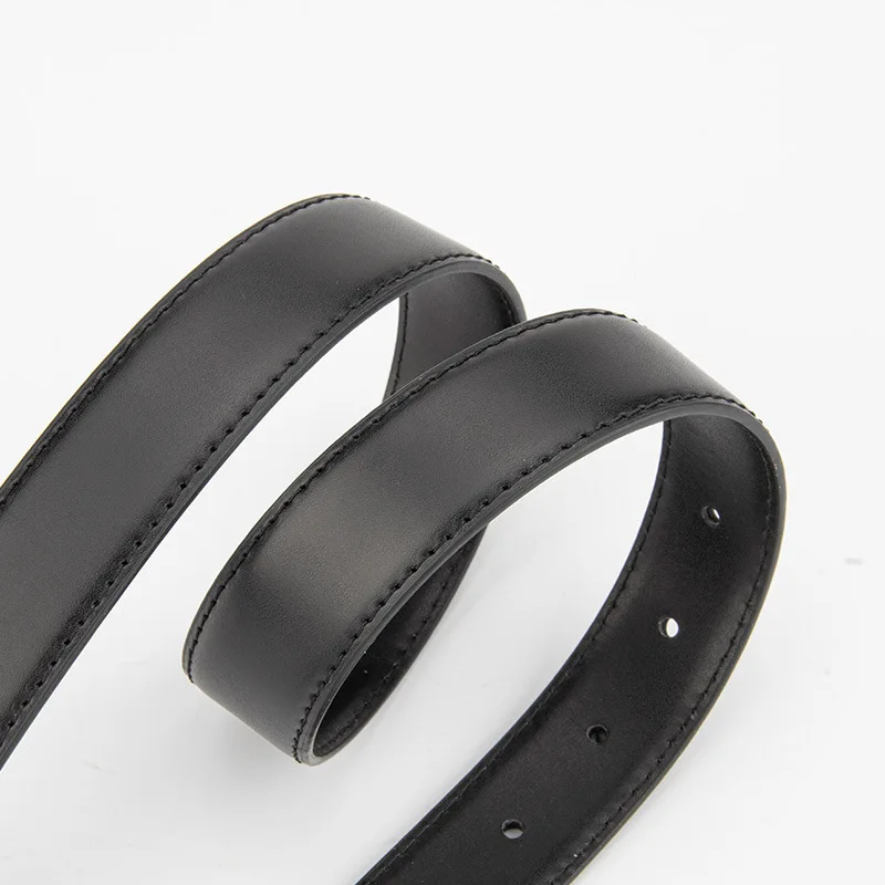 เข็มขัดหนังแท้รัดเอวสำหรับผู้หญิง รุ่น J1642 พร้อมหัวเข็มขัดรูปหัวใจ ใช้ตกแต่งชุดเดรสหรือเสื้อโค้ท