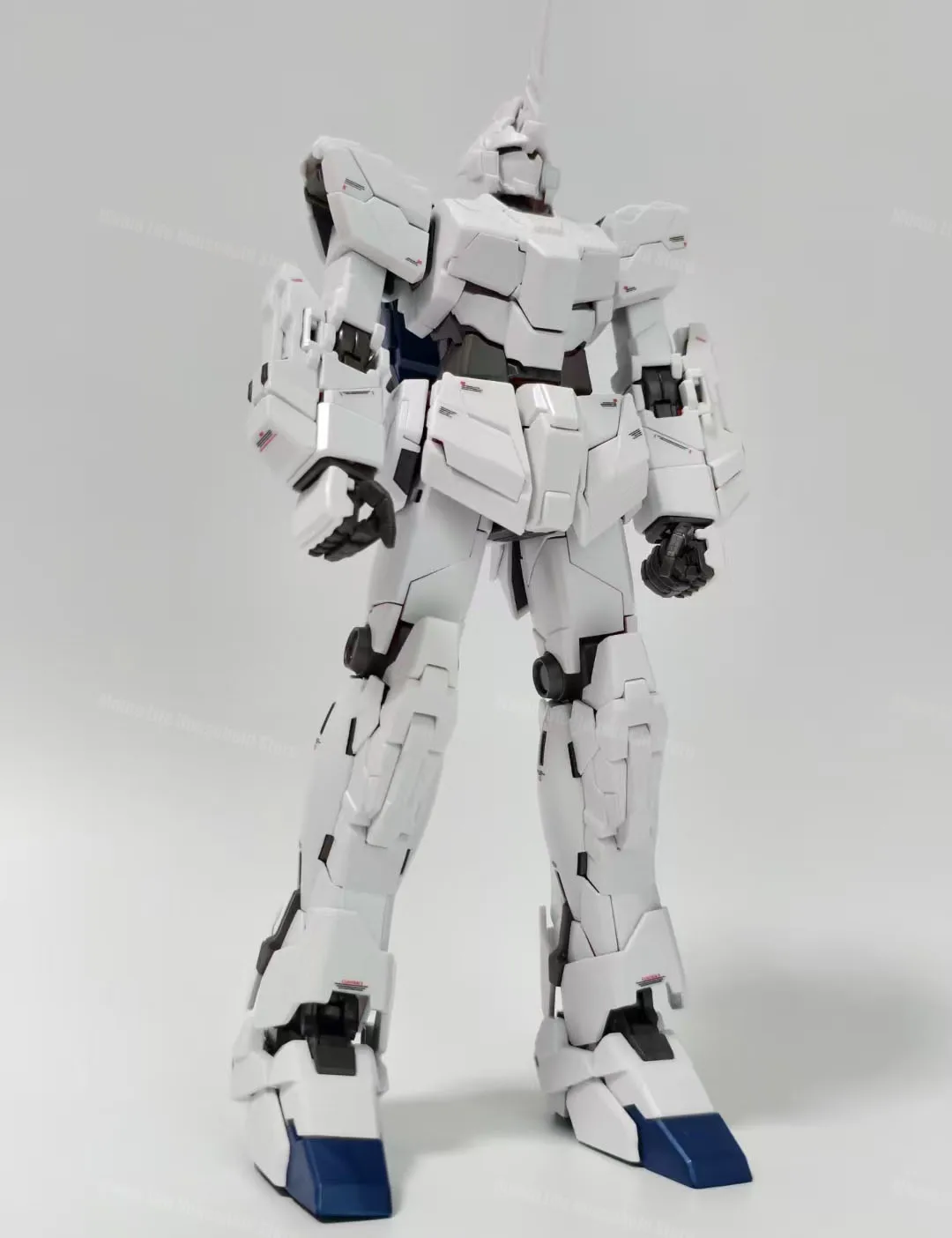 在庫あり DABAN 6637 MG 1/100 RX-0 ユニコーン組立モデルキット プラスチック製骨格 アニメアクションフィギュア ロボット プラスチックモデルおもちゃ