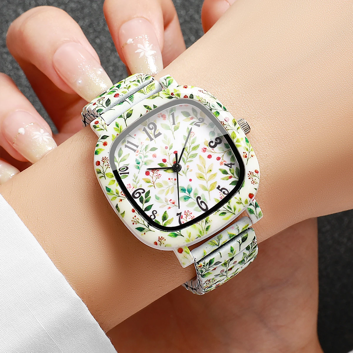 Fashion Square Women Quartz Watch Elastic Stretch Strap Green Floral Printed Wristwatch Girls Gift Relogio Feminino（Without Box）