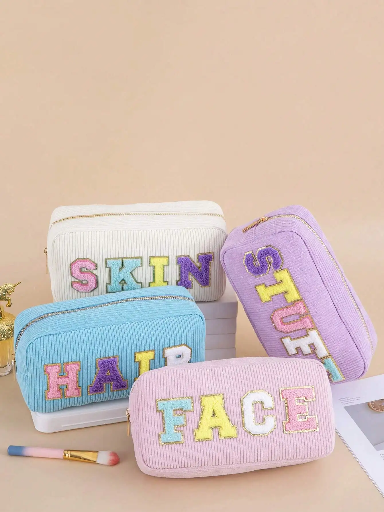1 قطعة/4 قطعة النساء الفتيات Preppy السفر سروال قصير الشنيل رسالة بقع العناية بالبشرة الوجه الشعر الاشياء ماكياج الحقيبة حقائب مستحضرات التجميل السفر Z