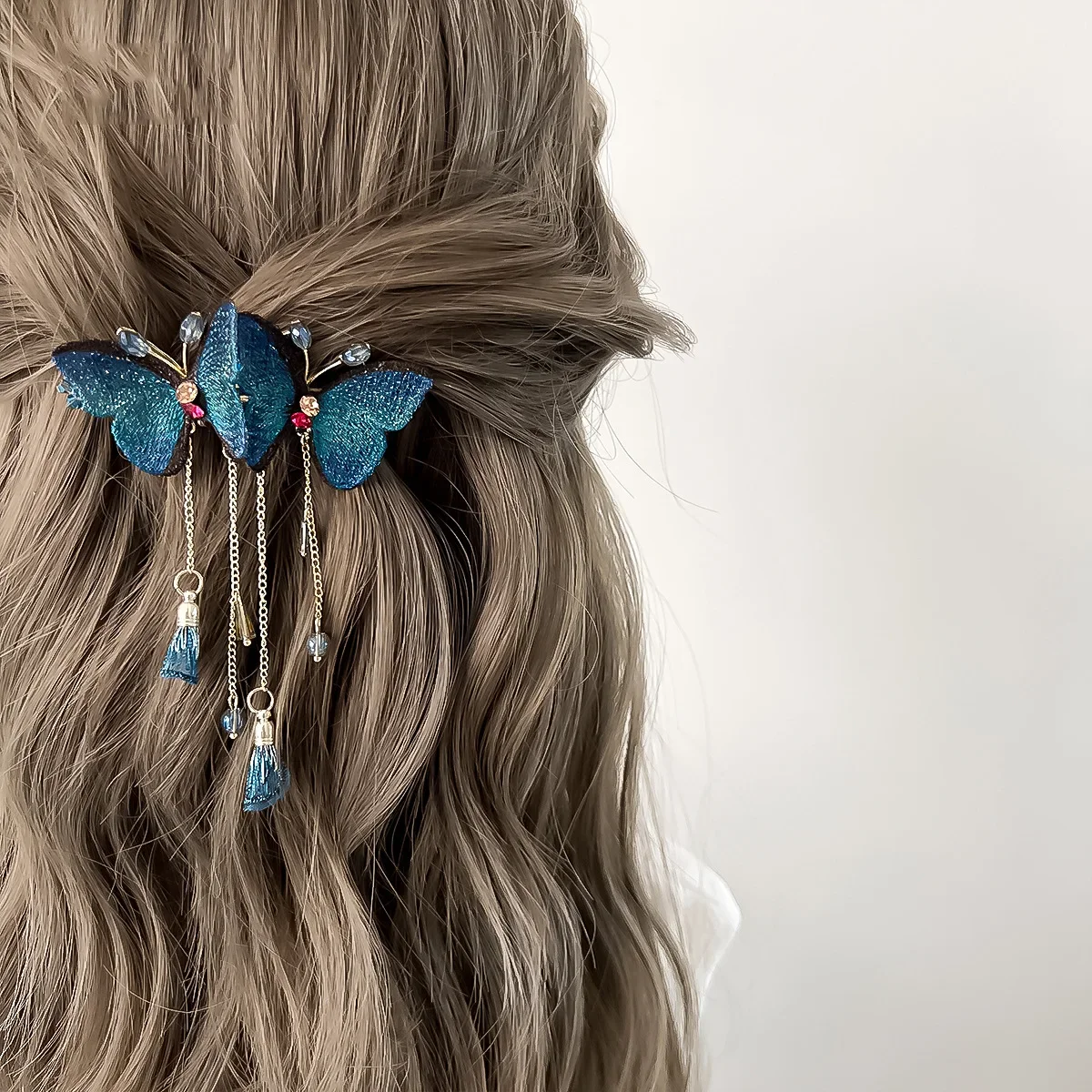 Gradient Blue Butterfly Hair Comb Clip Vintage Elegant Women Girls Ponytail Hair Clip Flower Leaf Tassel Hairpin Styling Tools