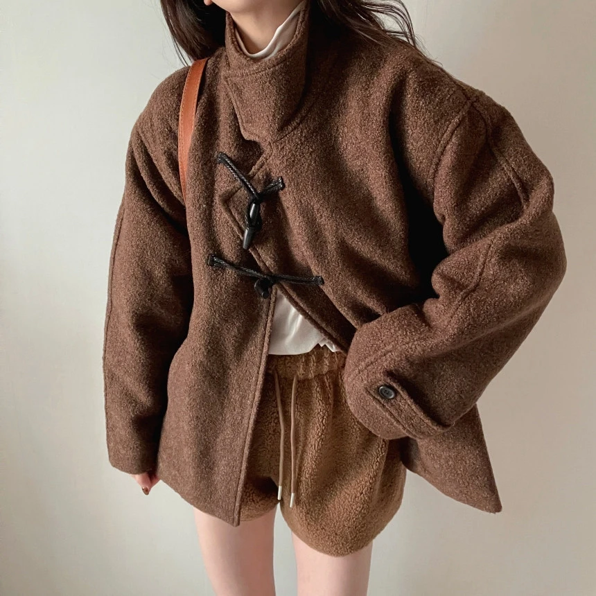 

Женское пальто большого размера с воротником-стойкой в Корейском стиле, шикарный винтажный дизайн, зимнее теплое длинное пальто на пуговицах, верхняя одежда Age Defng