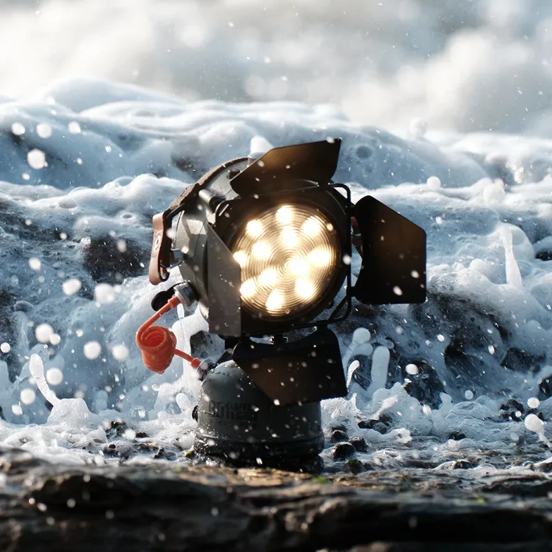 أضواء التخييم الإضاءة في الهواء الطلق شحن عمر البطارية الطويل خيمة خارجية الرجعية أدى الضوء المحيط