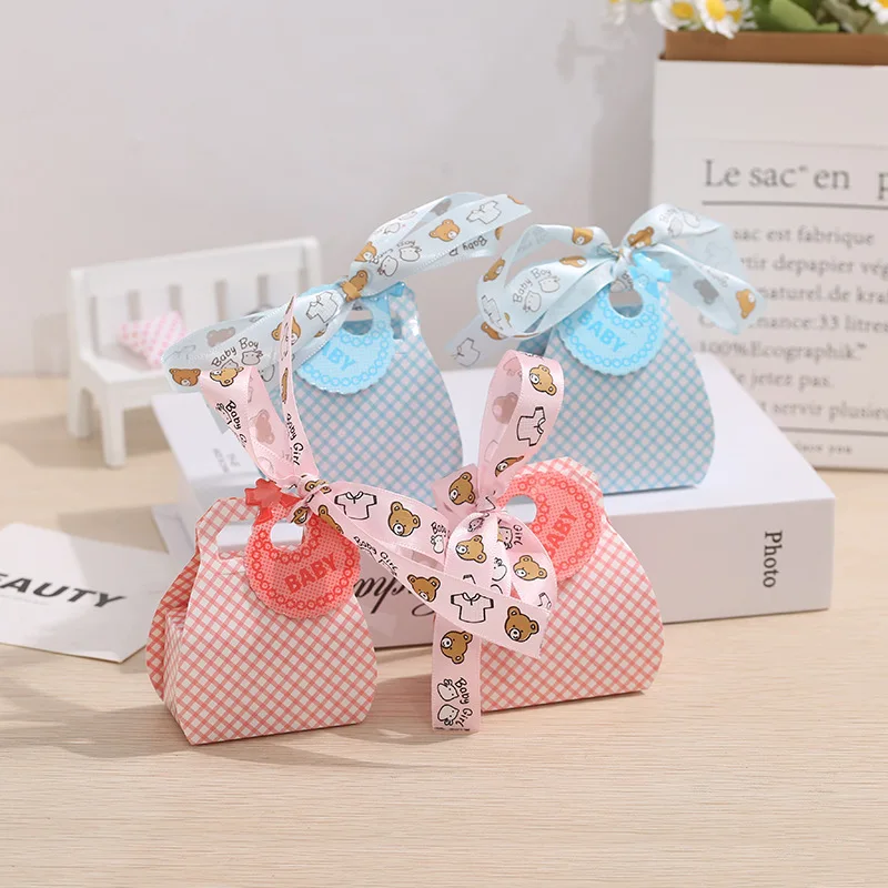 12pcs/lot Bear Shape DIY Paper Wedding Gift Christening Baby Shower Party Favor Boxes Delicate Candy Box with Bib Tags & Ribbons