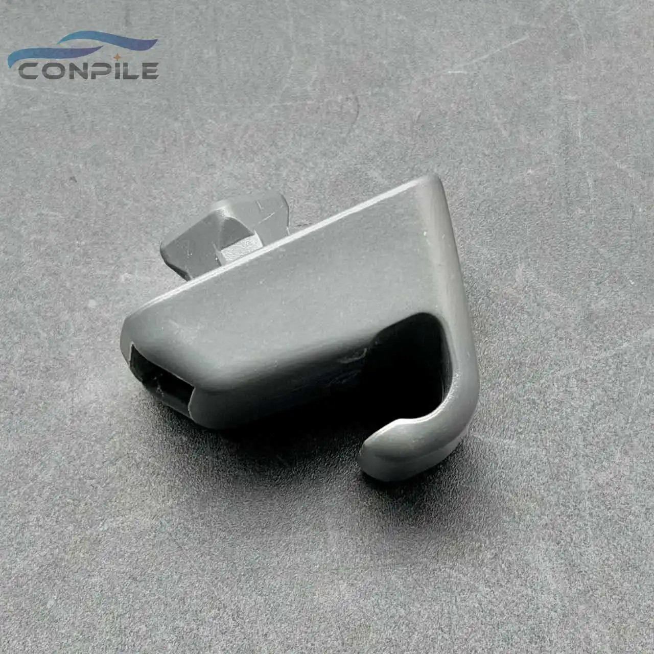 1pcs For Isuzu 100P 600P KV100 700P Sun Visor Clip