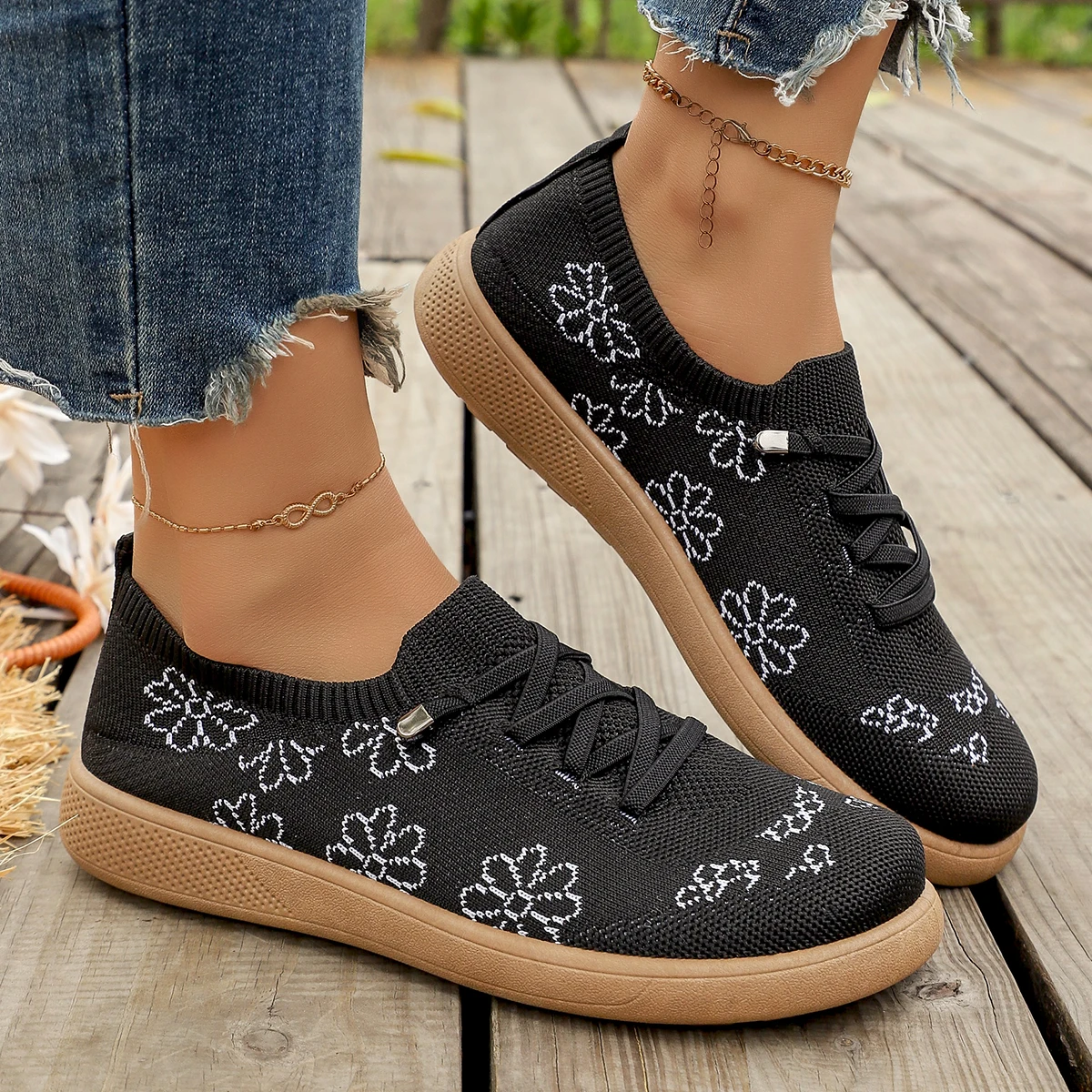 New Retro Mom Shoes Women Flat Shoes Comfortable Women Breathable Mesh Loafers Non Slip Soft Sole Durable Women Casual Sneakers