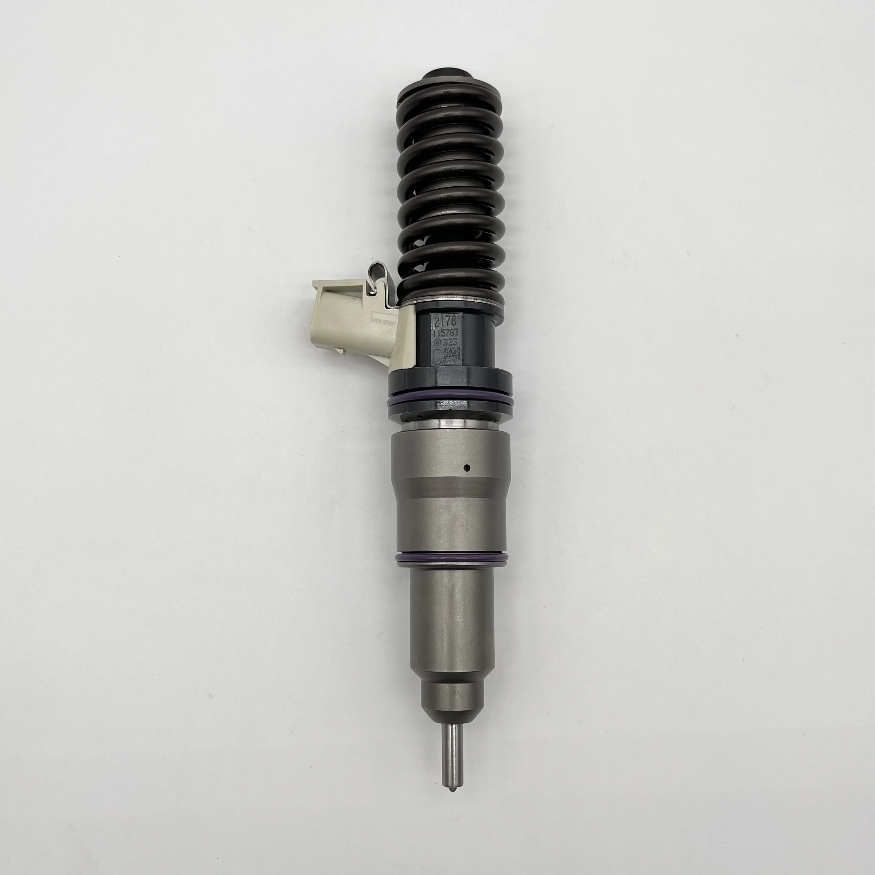 

Engine Spare Parts Electronic Unit Common Rail Injector85020426 BEBE4L15001 for D11 US15 CARB REGS Car Replacement Parts