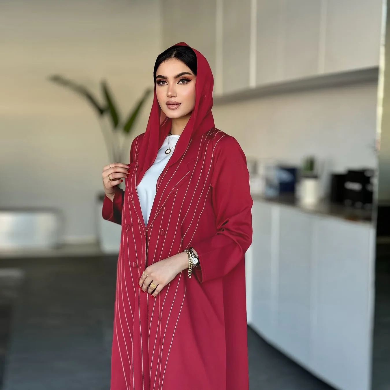 2026 Summer New Fashion Middle East Women's Red Striped Casual Trendy Long Sleeve Single Button Abaya Female Muslim Coat Clothes