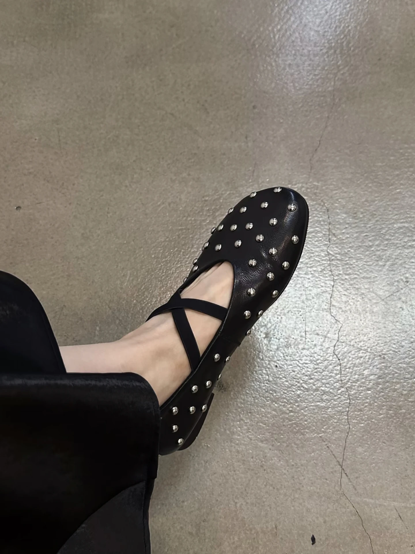 korean-sweet-cool-style-mary-jane-ballet-flat-shoes-women's-spring-autumn-new-black-buckle-cross-strap-rivet-single-shoes