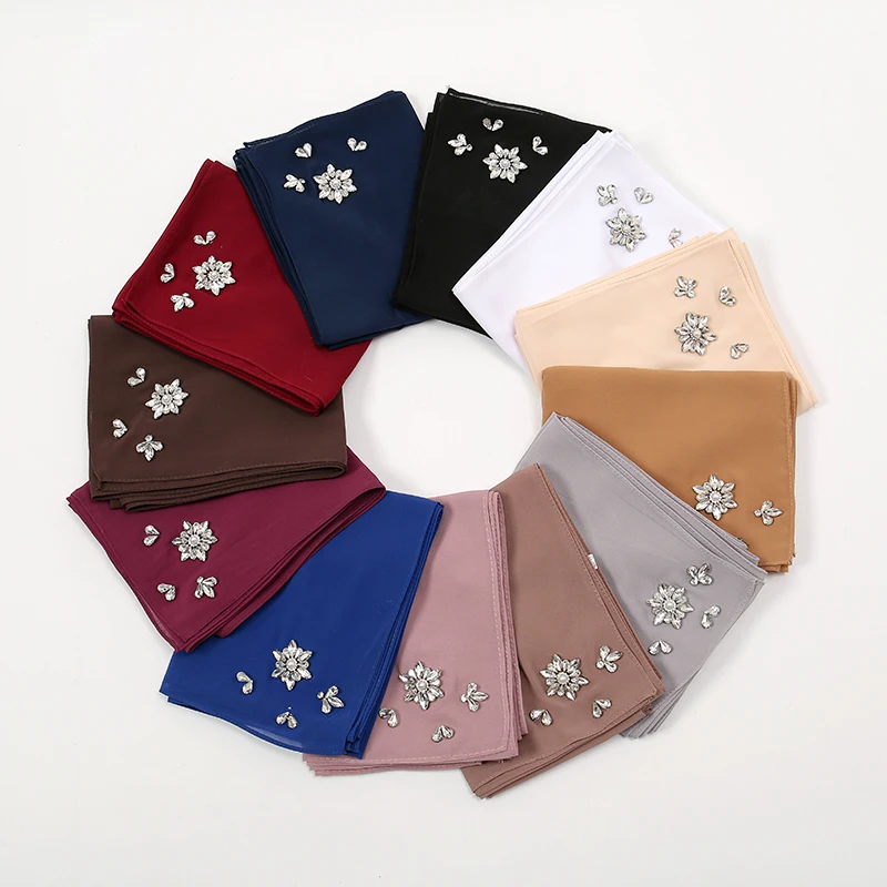 Wholesale Rhinestone Muslim Woman Hijabs Bubble Chiffon Islam Shawls and Wraps Solid Color Headscarf Hijab Plain Musulman Scarfs