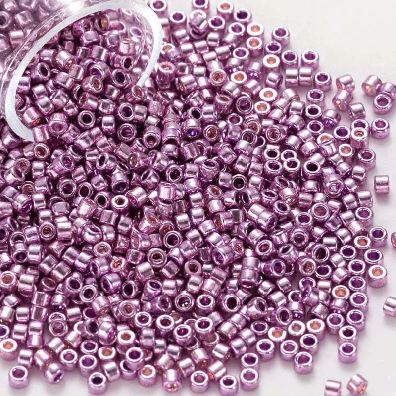 2000 stücke 11/0 1.3*1,6mm Generisches Metallic Farbe Glas Perlen Japanischen Uniform Lose Distanz Seed Perlen für Schmuck, der DIY Nähen