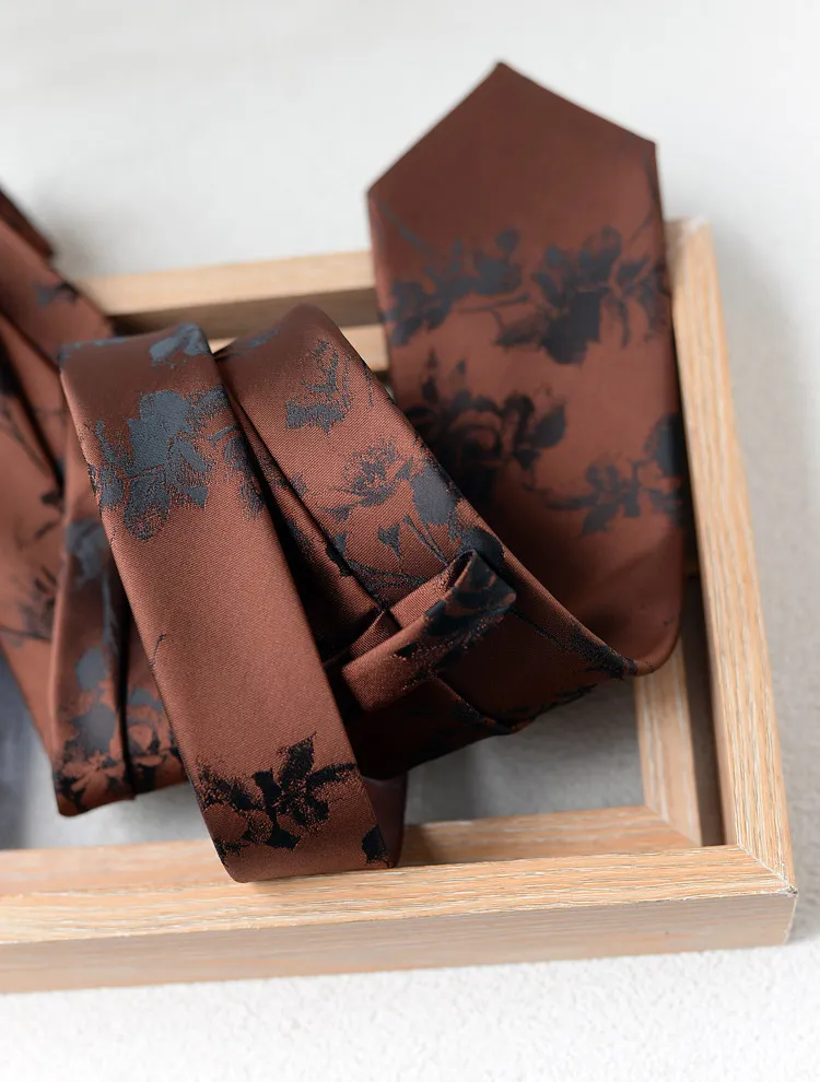 8cm Neue Blumenkrawatte für Herren Vintage Luxus-Krawatte mit Bambus- & Blumenmuster für Anzug und Hemd – Detail 39