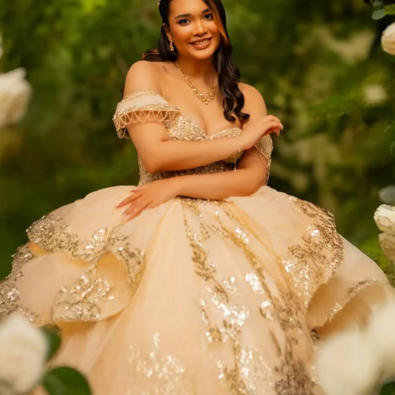 

Champagne Gold Quinceanera Dress off-shoulder Lace layering glitter decal Long tail Bow vestidos de 15 Quinceanera ﻿Customize